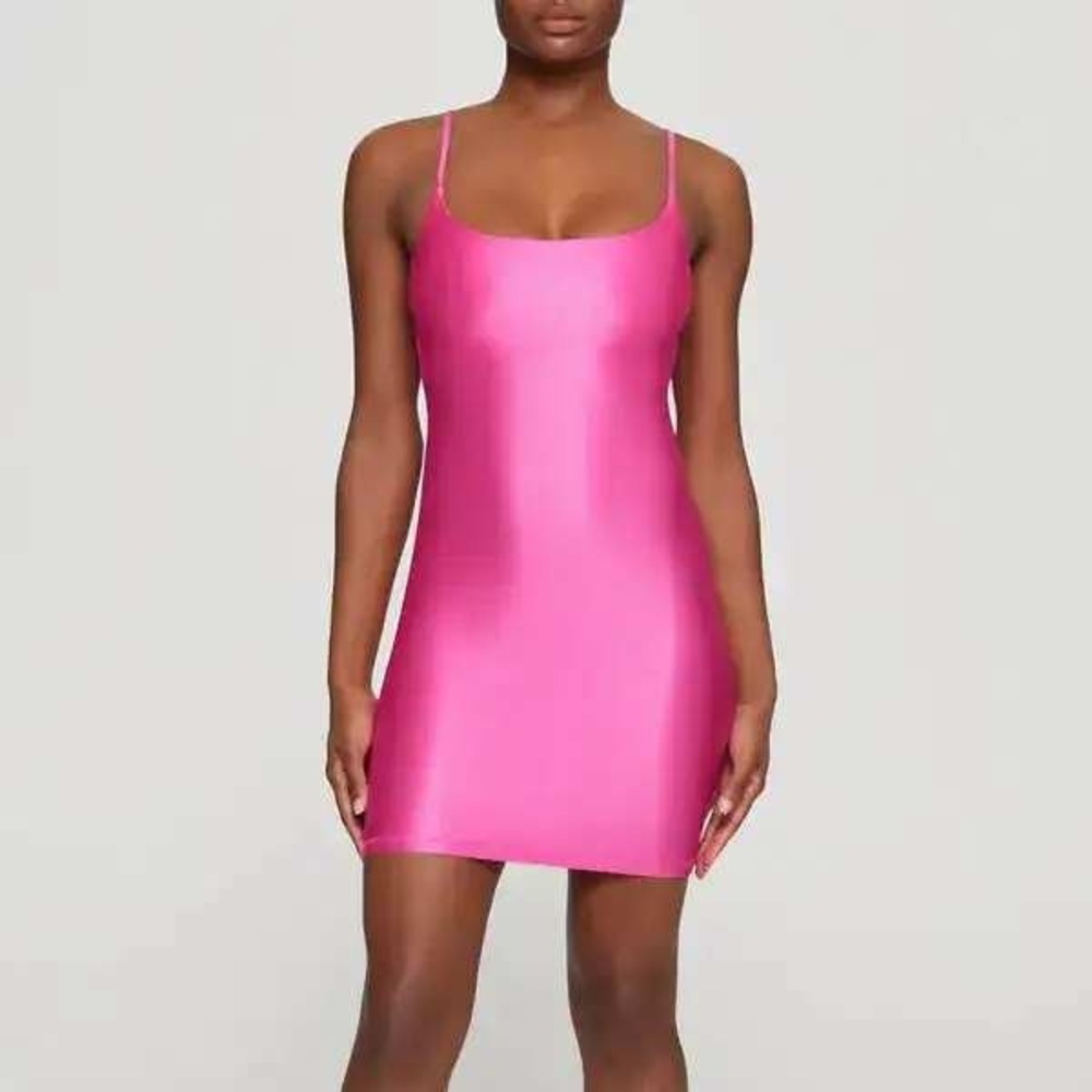 SKIMS Shine Spandex Jersey Mini Dress Hot Pink Size M NWT Bodycon Neon Fuchsia